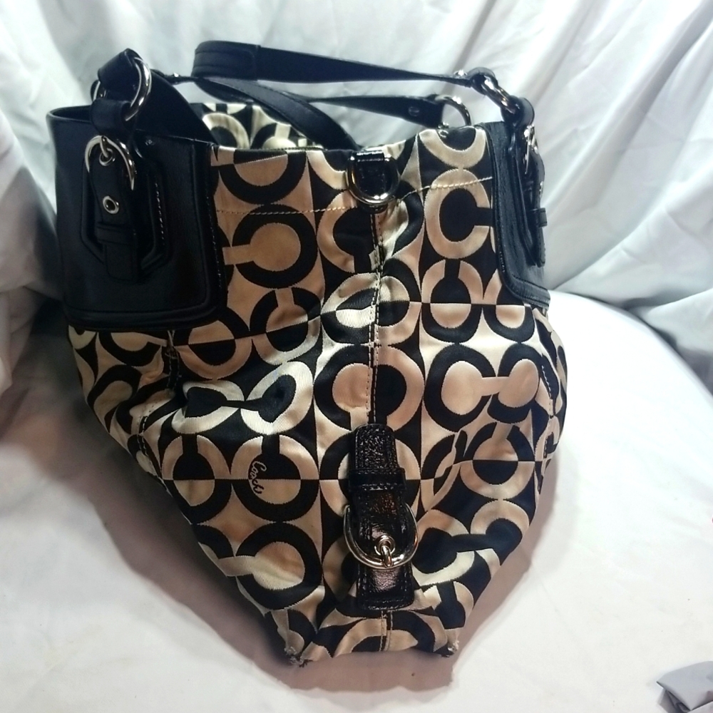 Coach signature canvas handbag NO.K0982-14587. - Picture 5 of 15